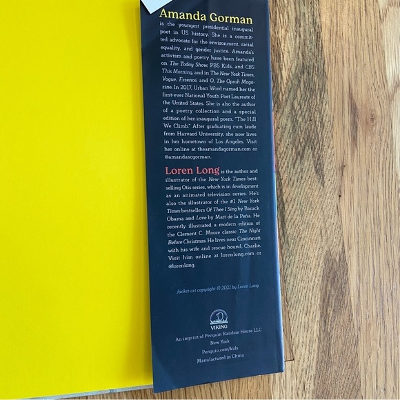 Change Sings by Amanda Gorman Book - Picture 4 of 7